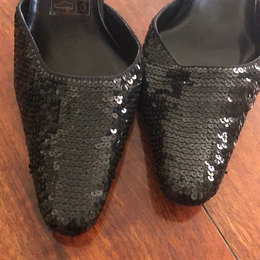 Shoes with sequins! - Picture 5 of 5